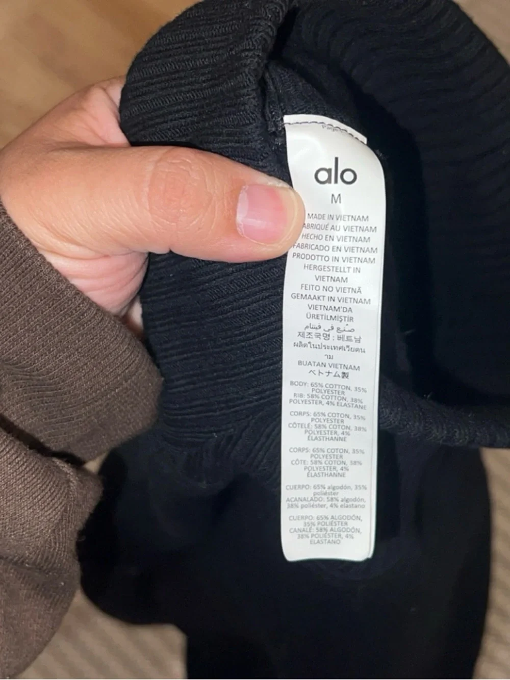 🆕ALO YOGA Cropped Serenity Sweatshirt